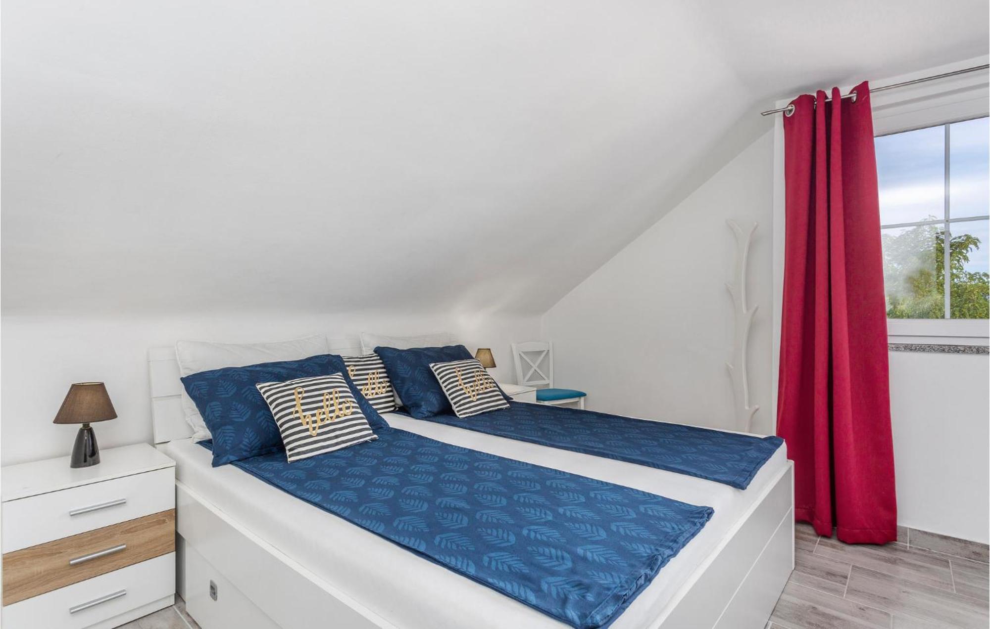 Nice Apartment In Krk With Wifi Risika Eksteriør bilde