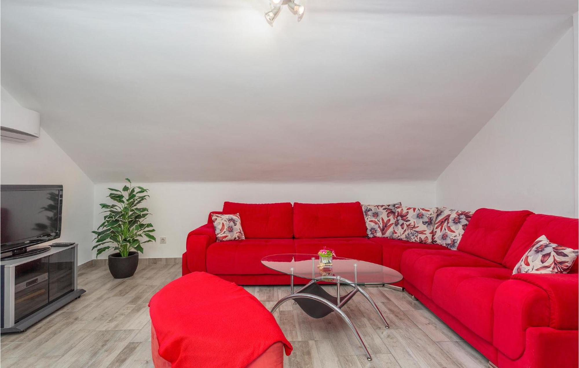 Nice Apartment In Krk With Wifi Risika Eksteriør bilde
